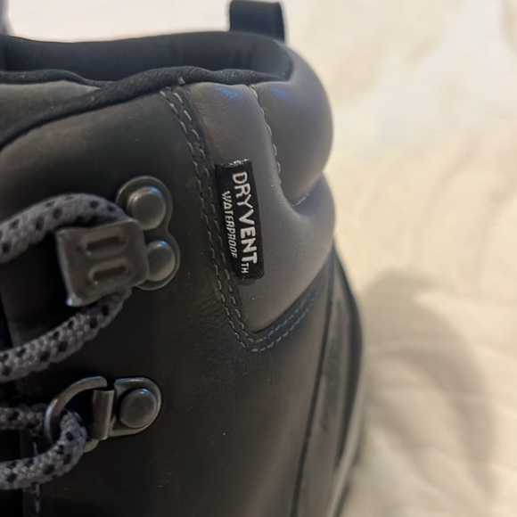 New The North Face Back To Berkeley Boots DryVent Waterproof - Picture 2 of 7